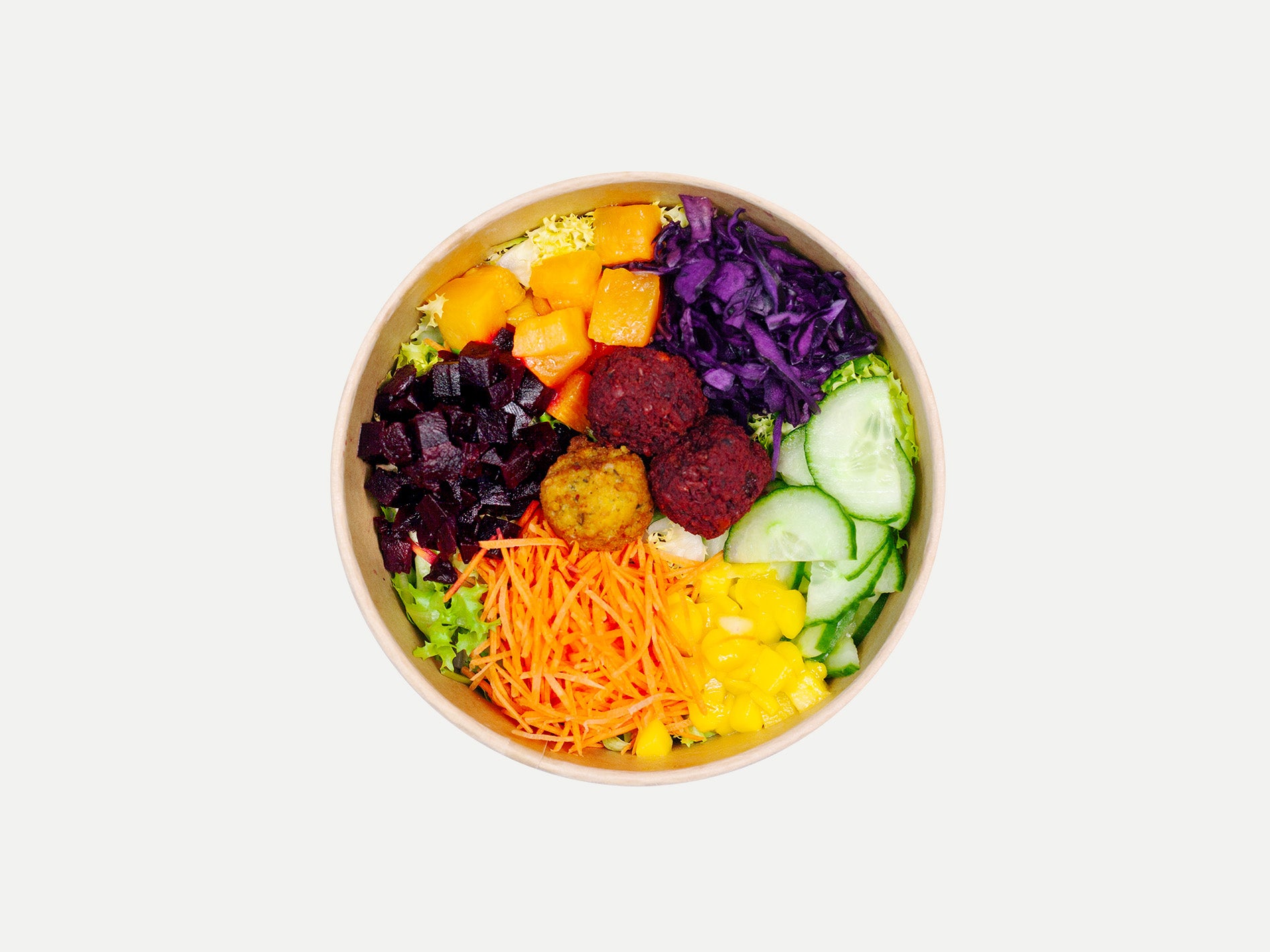 Bowl mit Falafel, Kürbis und Gemüse